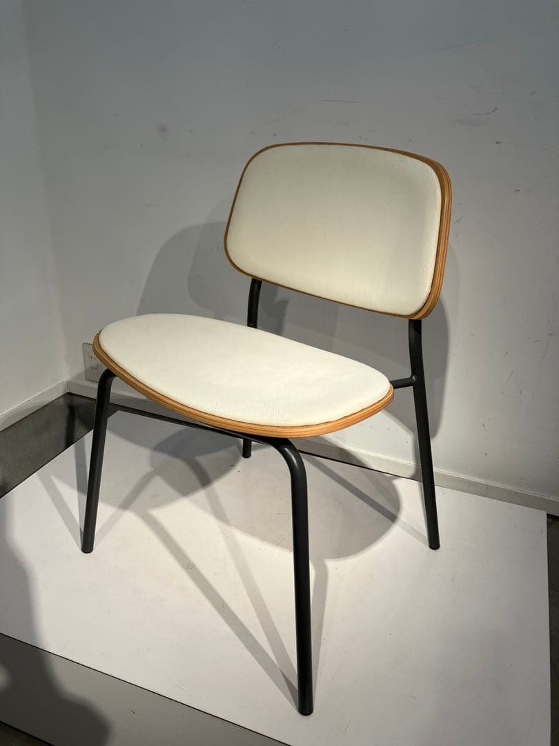 イノベーター エクタ チェア innovator Akta、北欧、アクタス