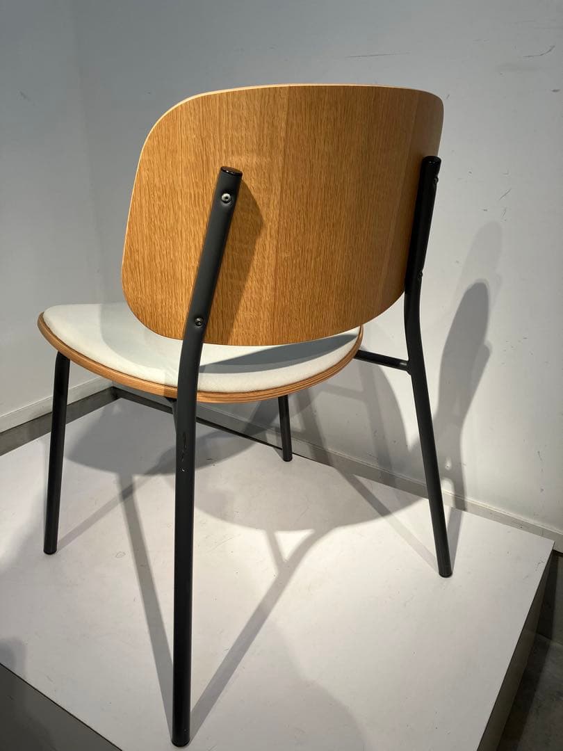 イノベーター エクタ チェア innovator Akta、北欧、アクタス