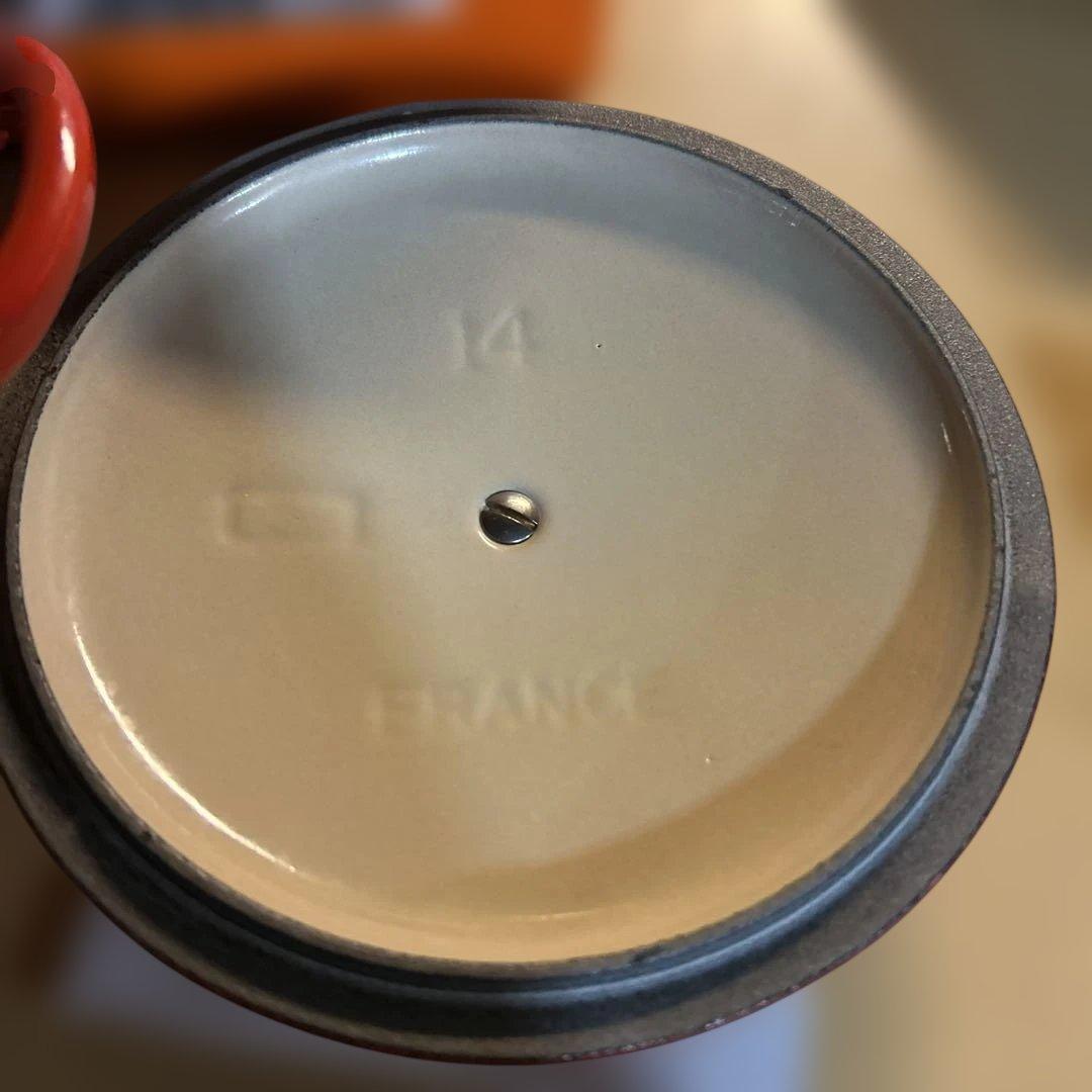 LE CREUSET 14型 両手鍋 ストーンウェア製ティーポット陶器セット