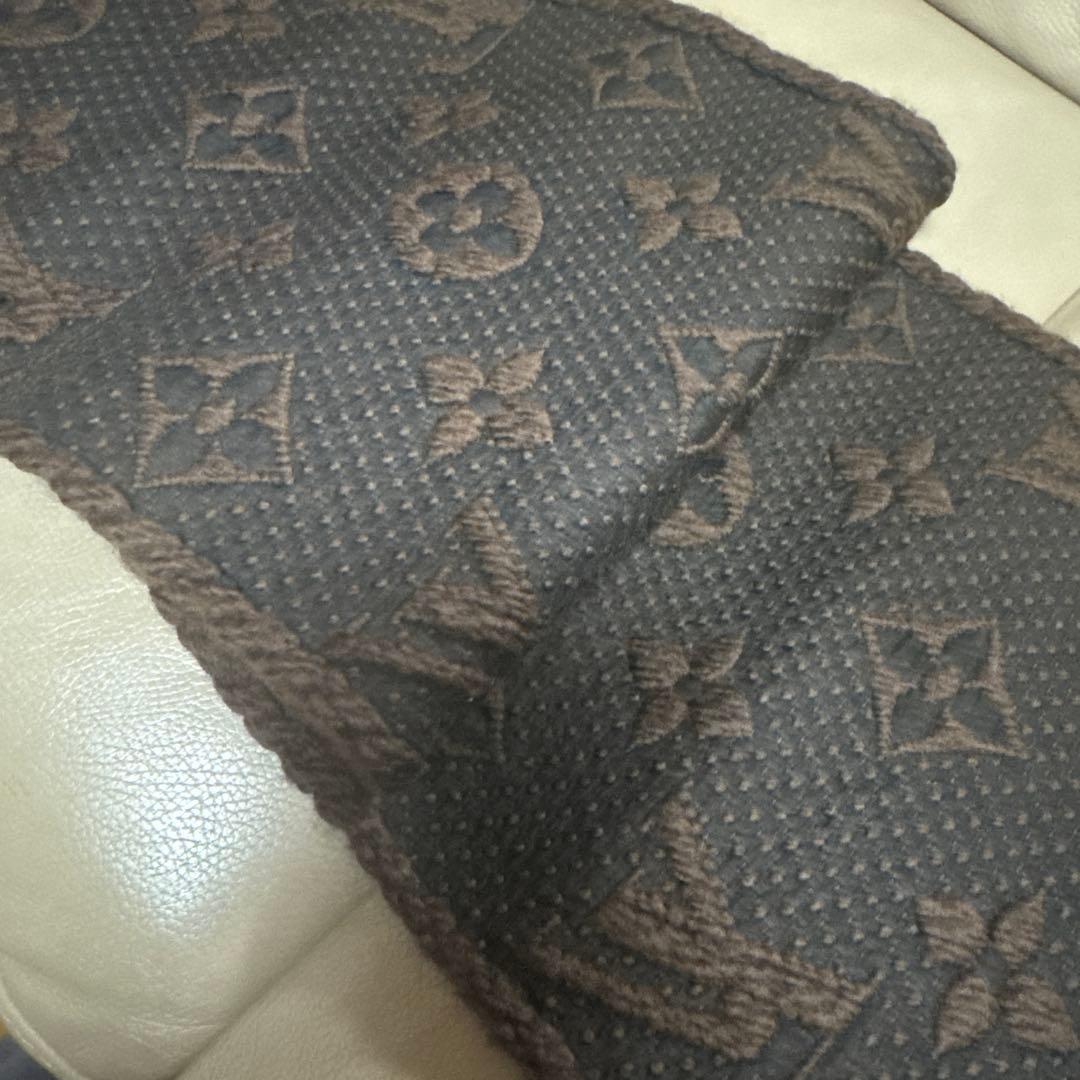 ⬛︎LOUIS VUITTON ルイヴィトン⬛︎ブラウン マフラー