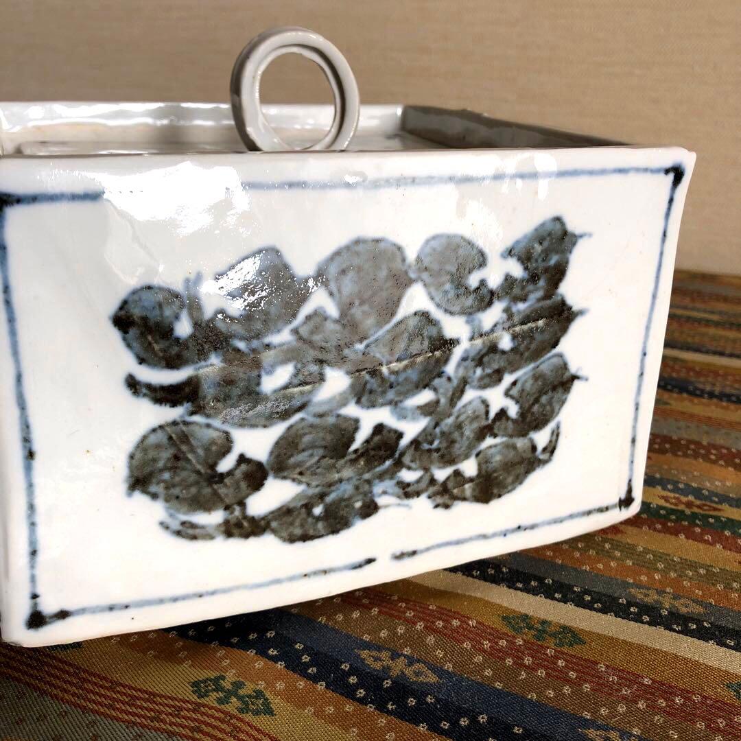 【値下げ】　水差　染付　河本五郎　染付四方水差　茶道具　瀬戸　河本礫亭　磁器