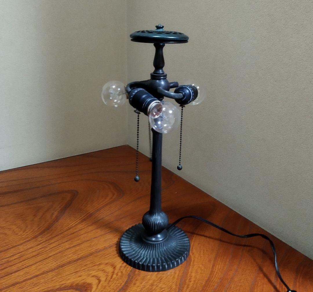 ステンドグラスランプ　椿
