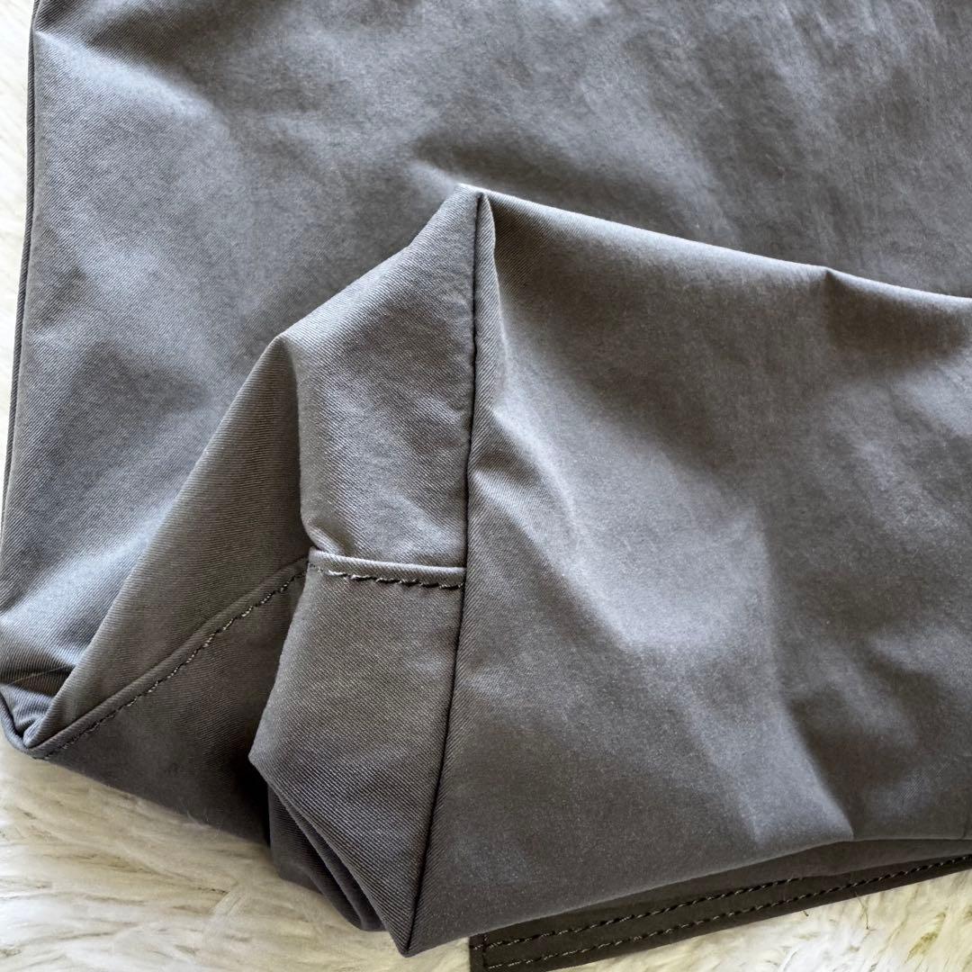 MHL PROOFED HIGHCOUNT TWILL TOTE グレー A4可