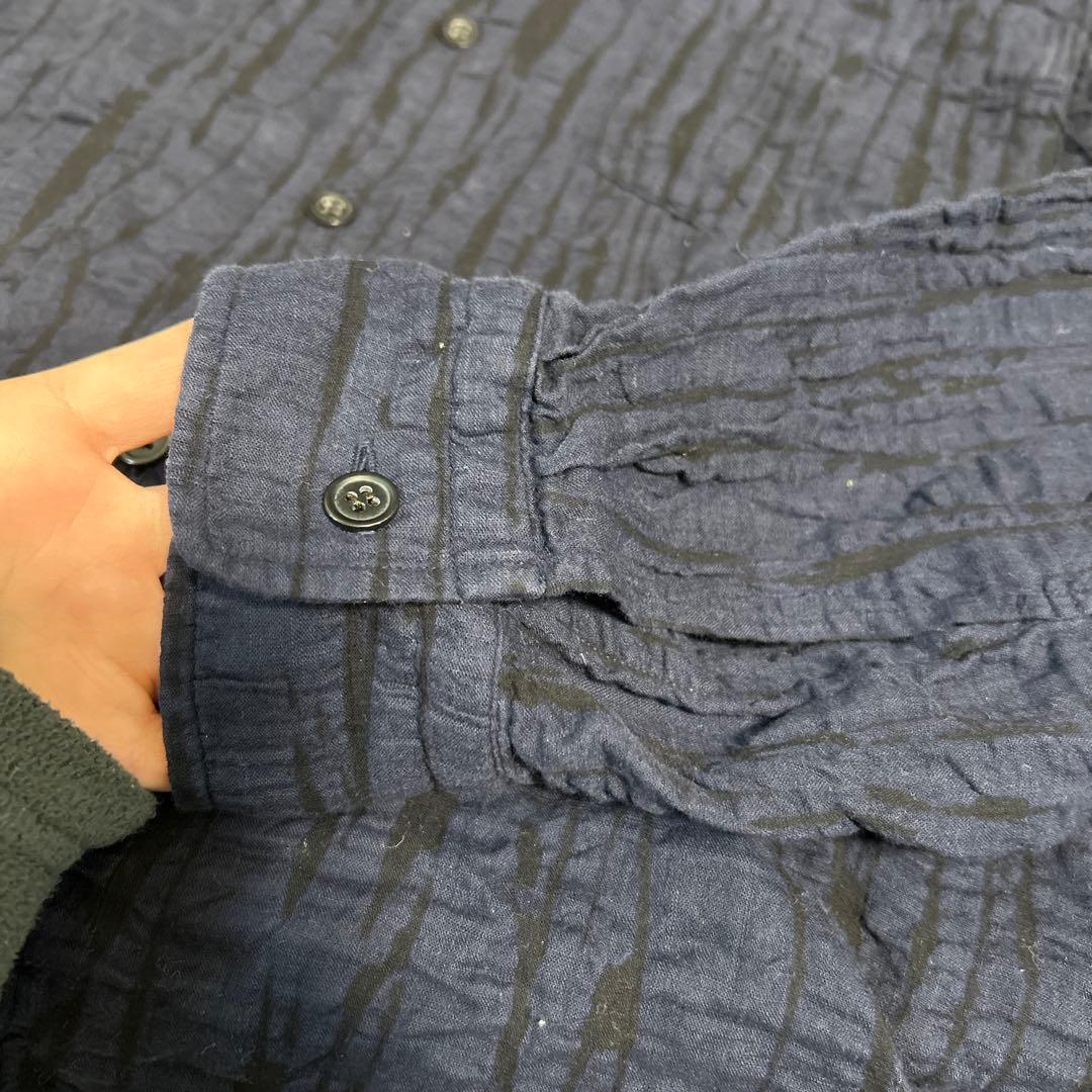 【ISSEY MIYAKE】ネイビー クレープシャツ
