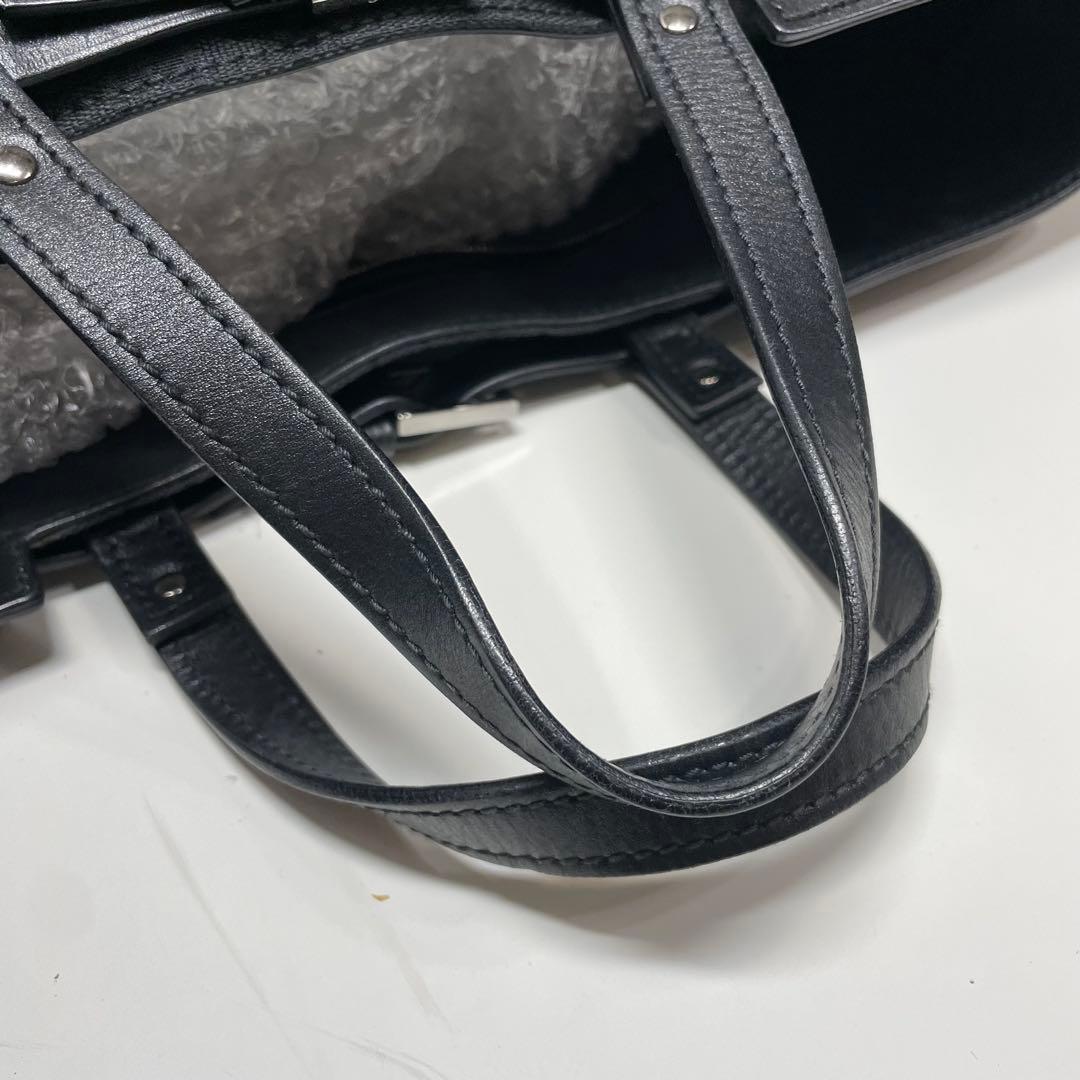 さ*ら様 GUCCI GGキャンパス ブラック トートバッグ