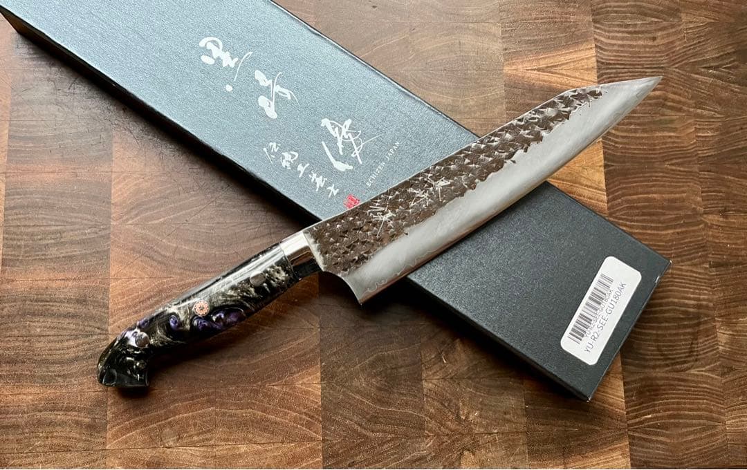 黒崎 優 閃光 鋭　ハイス　SG2 鎚目 牛刀　包丁 180mm 黒アクリル柄