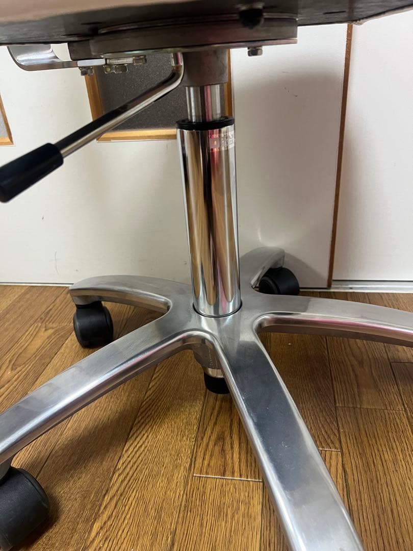 美品 タカラベルモント リーチェスツール SC-ELSES1 ホワイト