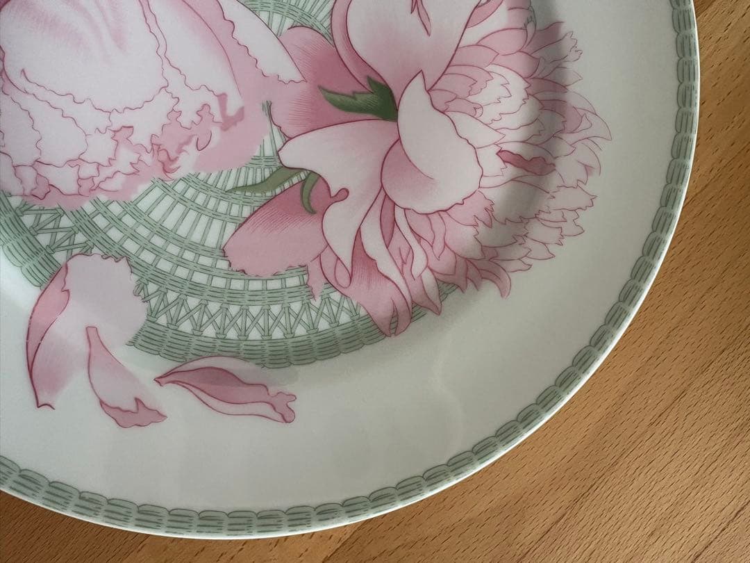 HERMES Les Pivoines 花柄皿