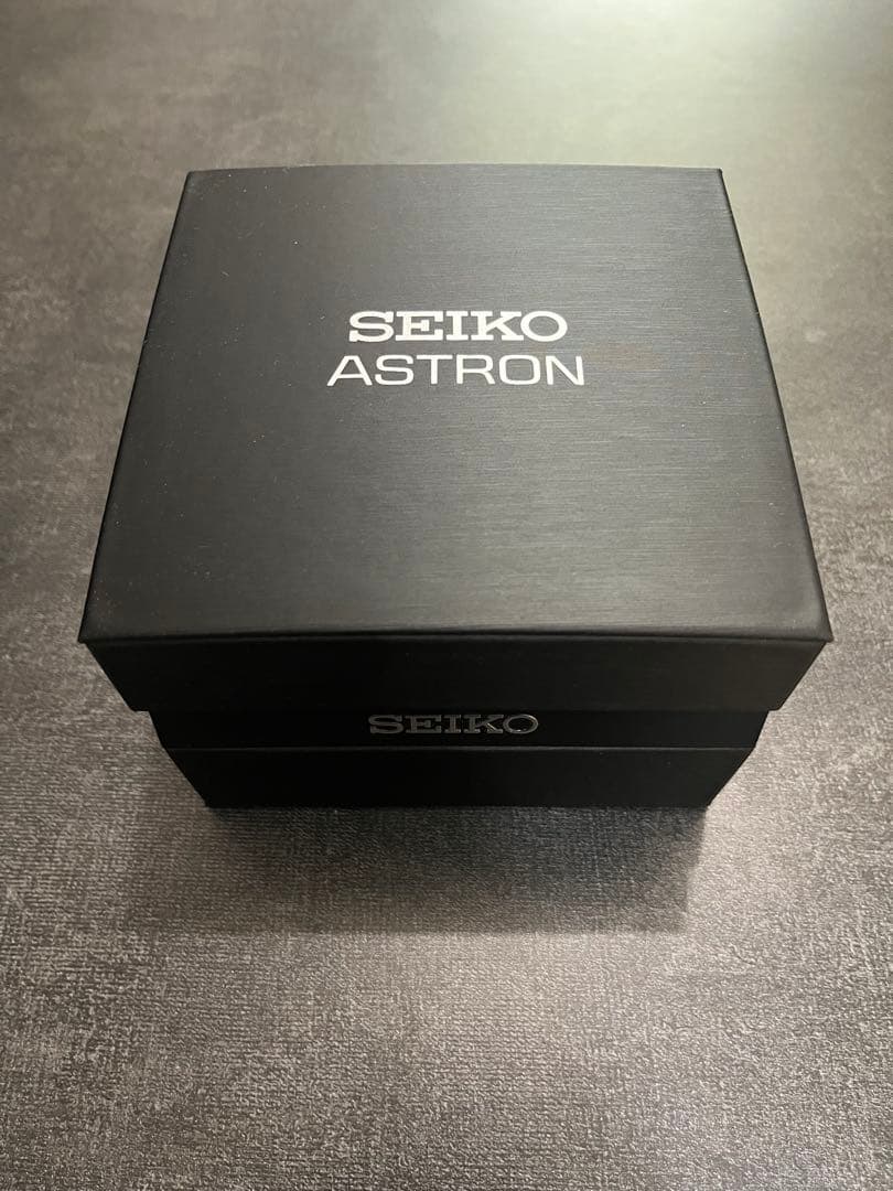 k*a様 腕時計 SEIKO ASTRON ブラック