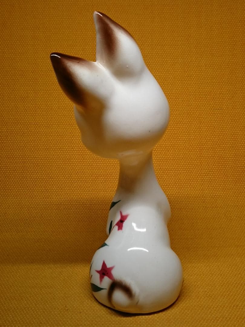 【美品】ウサギ　兎　白兎　陶器　置物　インテリア　工芸品　美術品　A1241