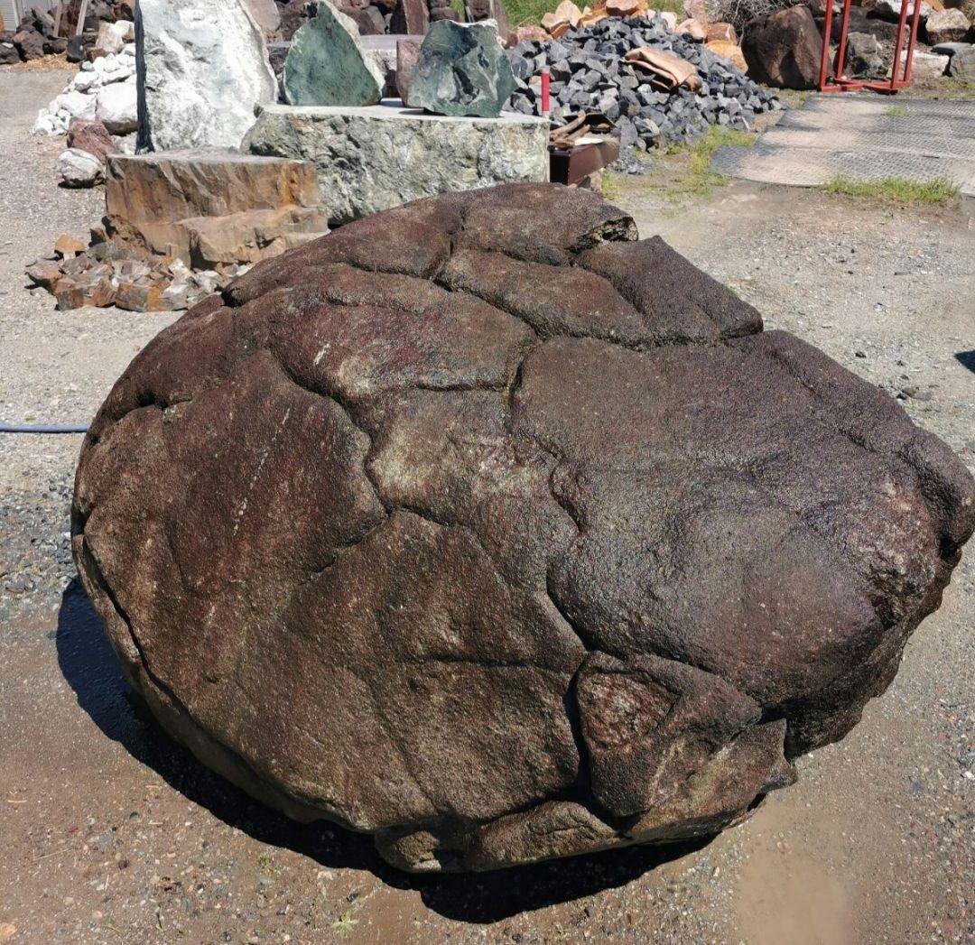長野産　亀甲石　1.978キロ　庭石　石 鑑賞石　石材　庭　坪庭　ガーデニング