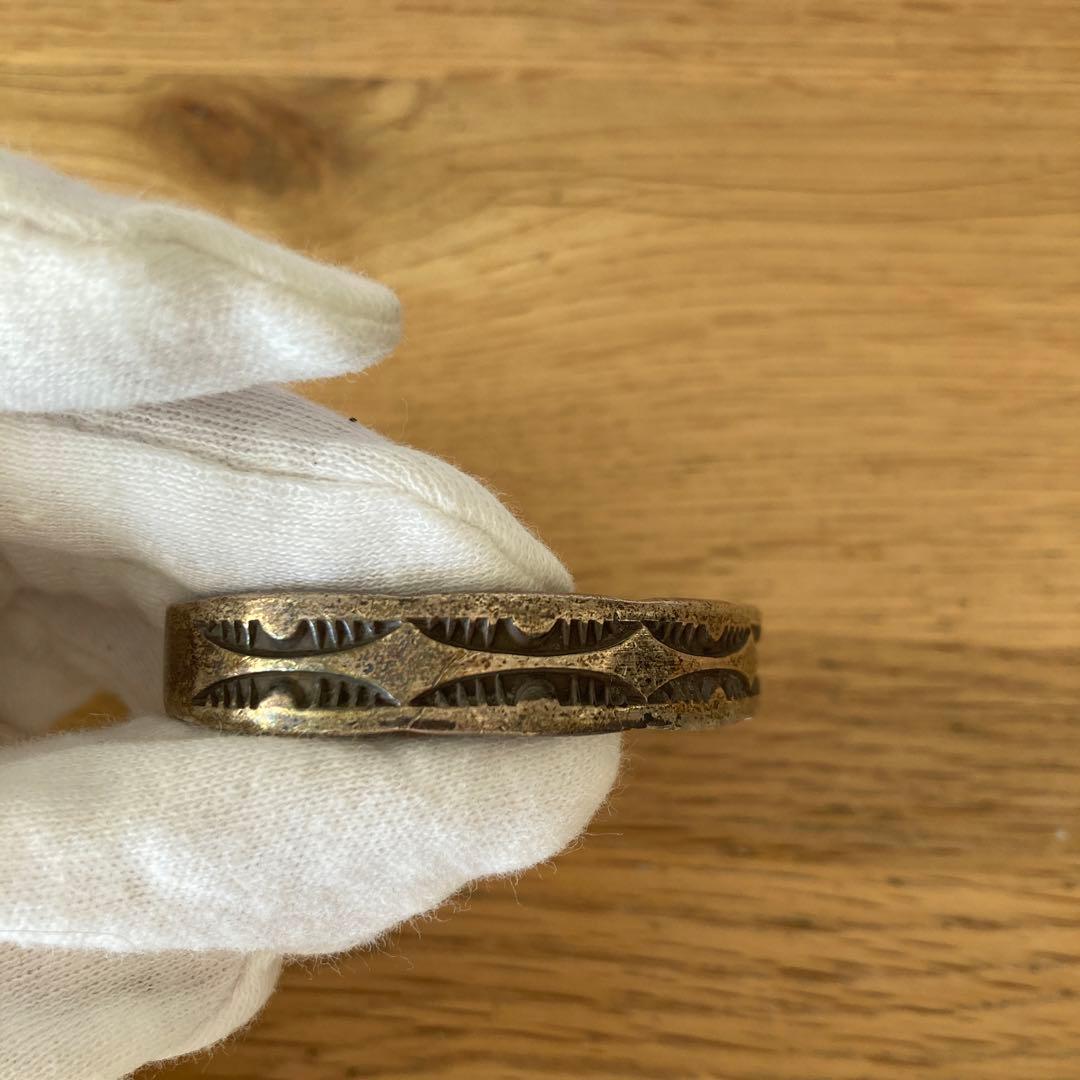 シルバー 彫刻模様 バングル NORA STERLING ナバホ　スターリング