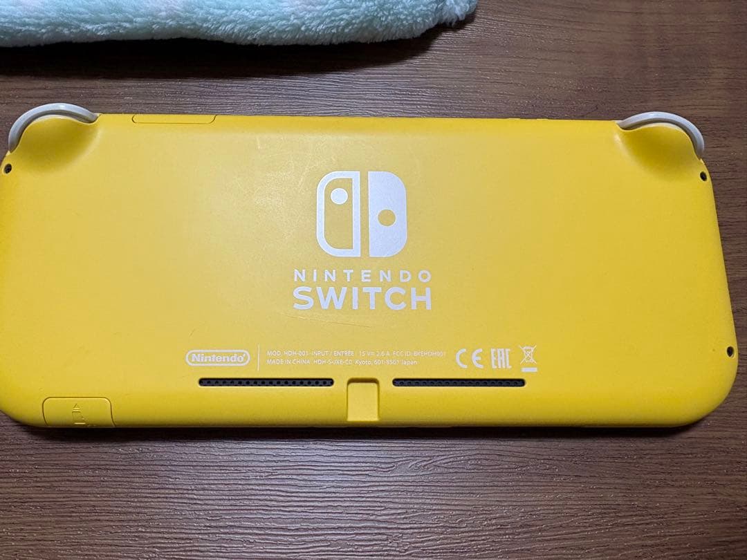 Nintendo Switch Lite イエロー 本体　中古