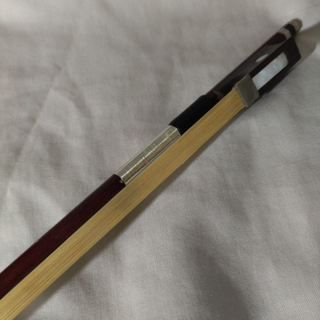 ♥美品♥特価♥新品未使用4/4ハルシュハット♥弓、ケ―ス、音程合わせ用笛、松脂付