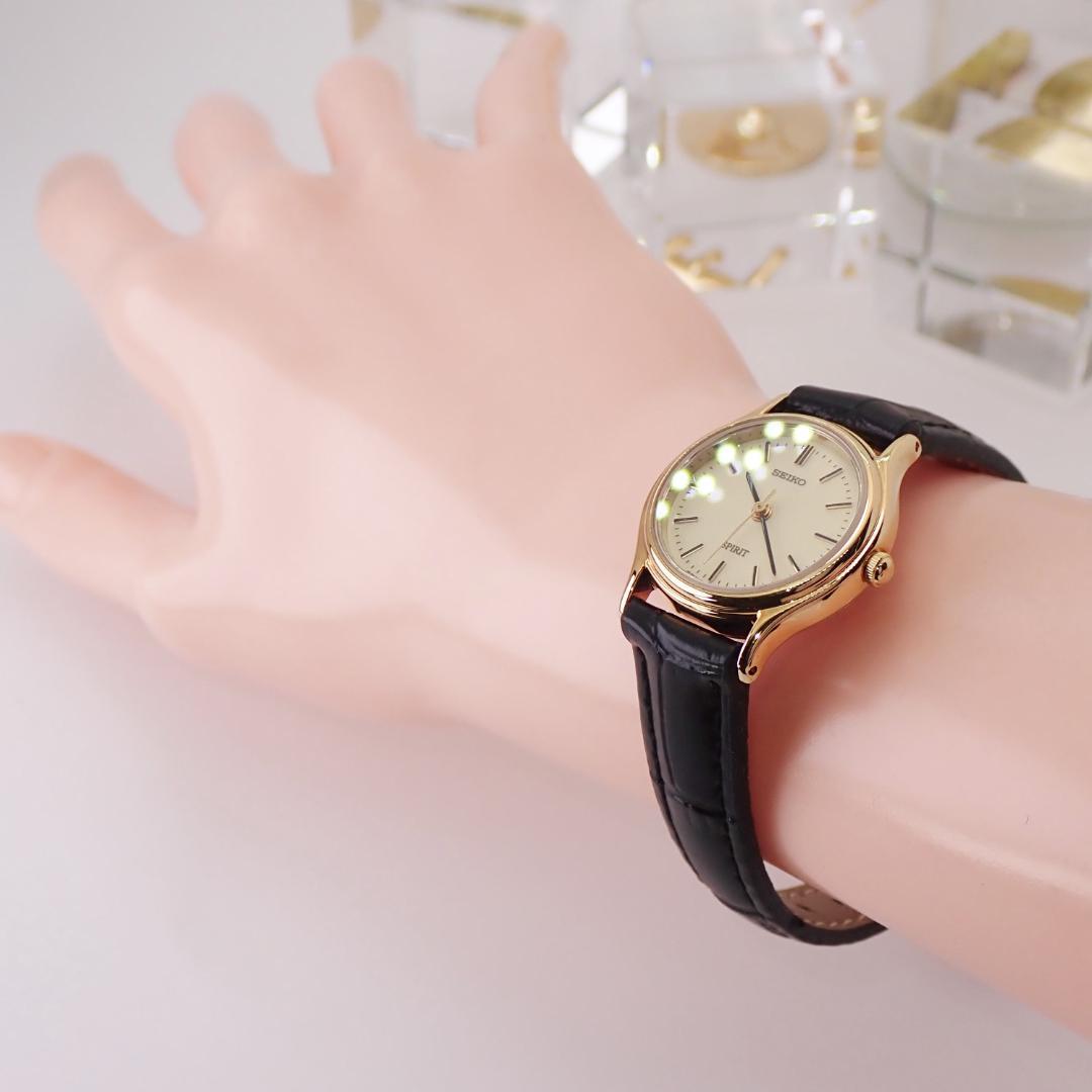 稼働★タグ付美品★ SEIKO SPIRIT レディース サファイアガラス 金色