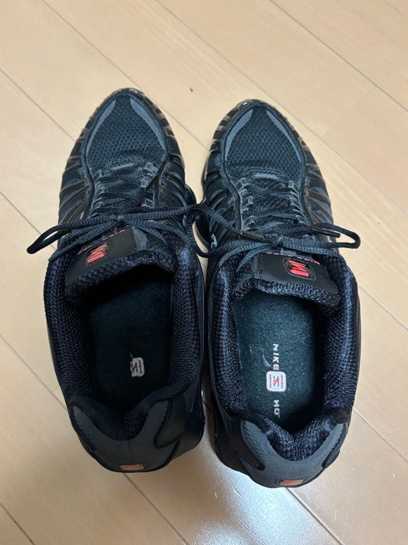 Nike shox ブラック　26.0センチ
