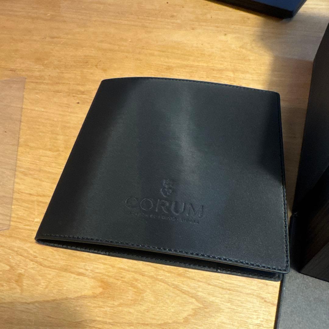 CORUM 腕時計