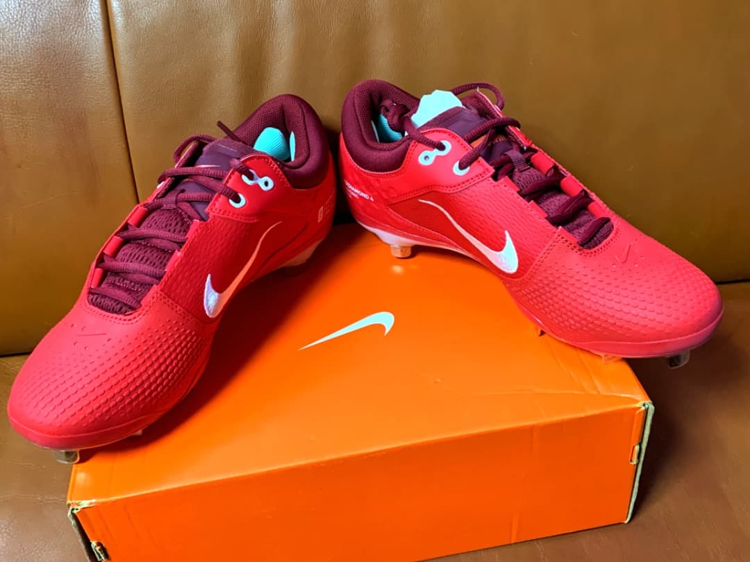 新品★USA国内限定発売モデル☆NIKE★Hyperdiamond 4★27cm