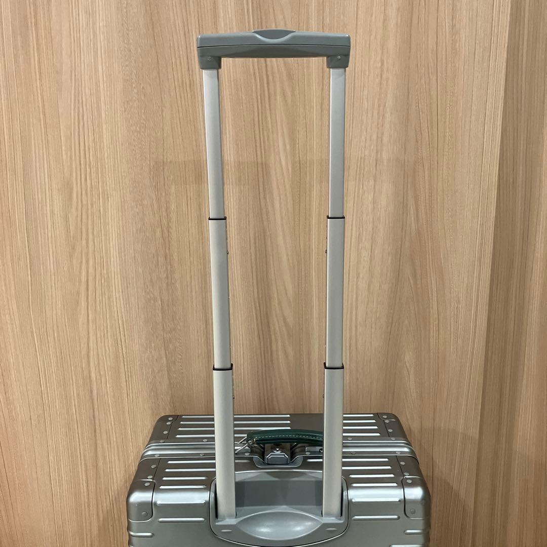 スーツケース　innovator