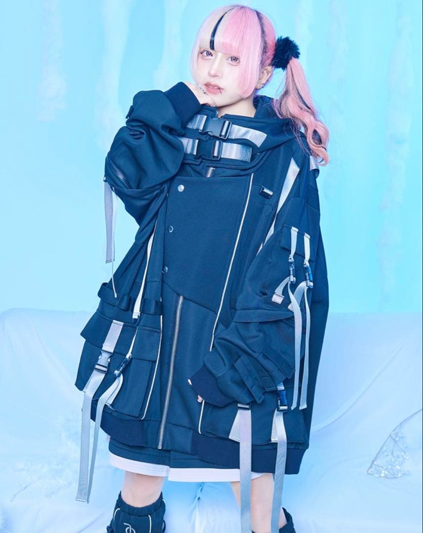 ililil 推し活宇宙人ぱぁかぁブラック