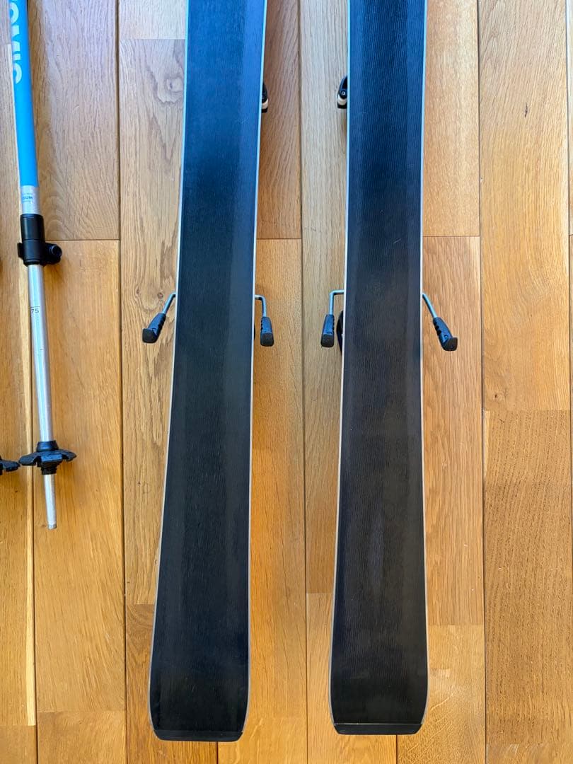 FISCHER FS4 110cm スキー板、ストック付き