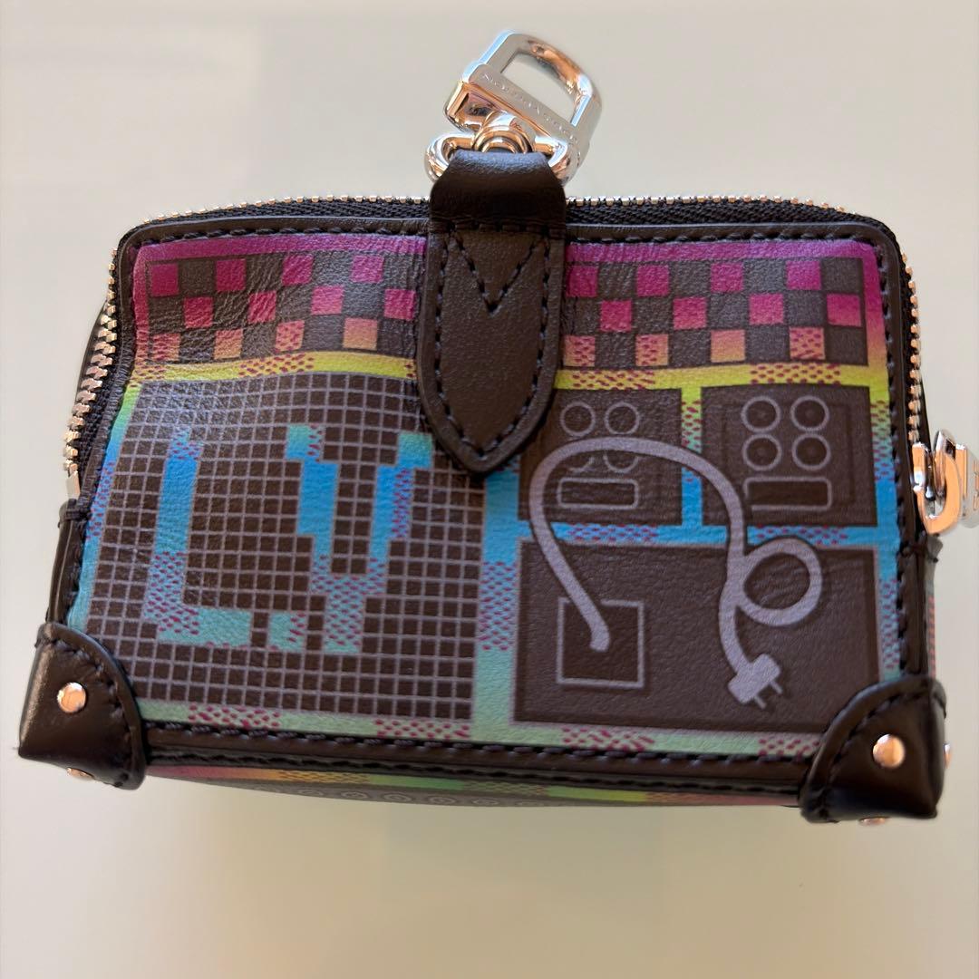 Louis Vuitton ボックス型キーホルダー