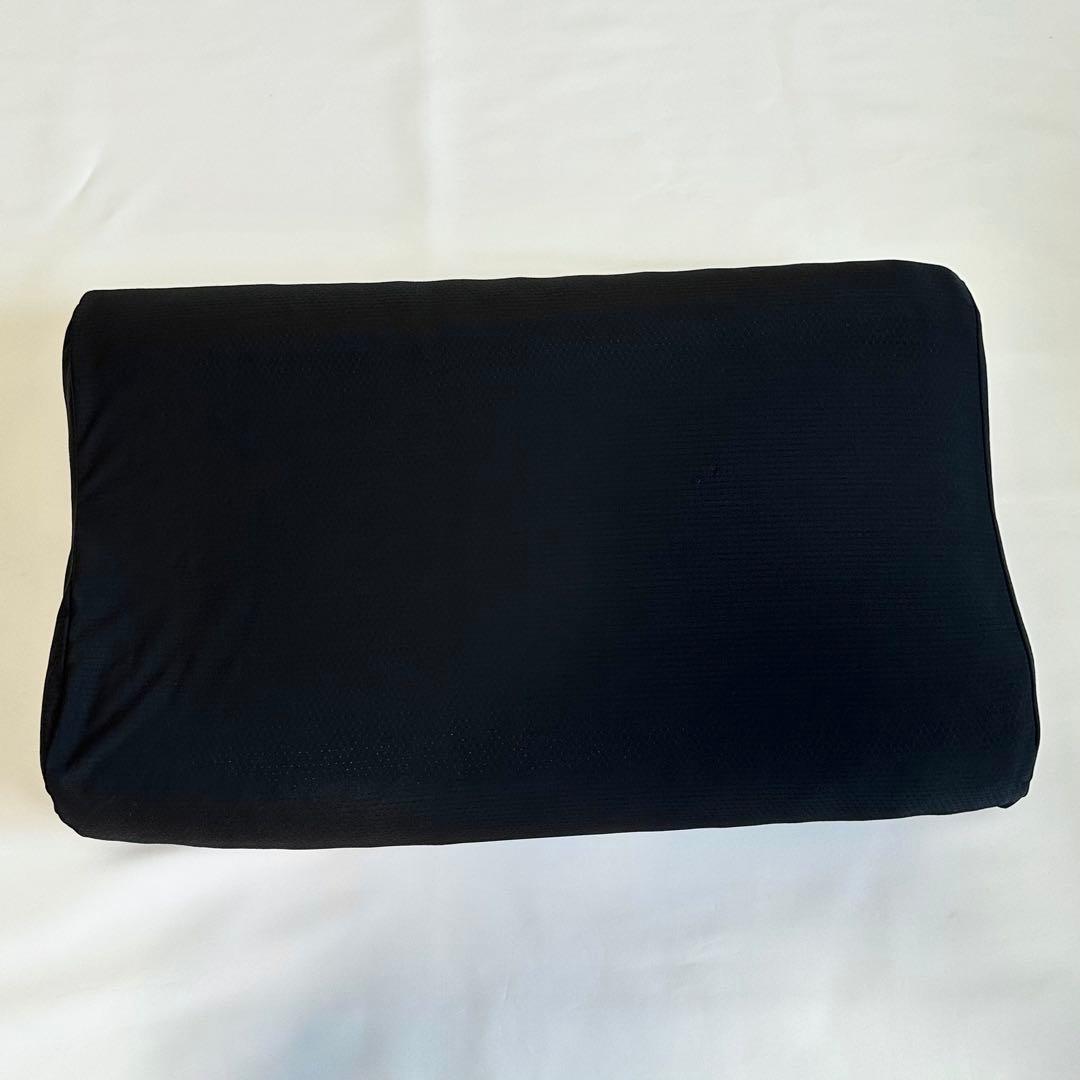 美品 ヒツジのいらない枕 至極 ブラックレーベル枕カバー付き