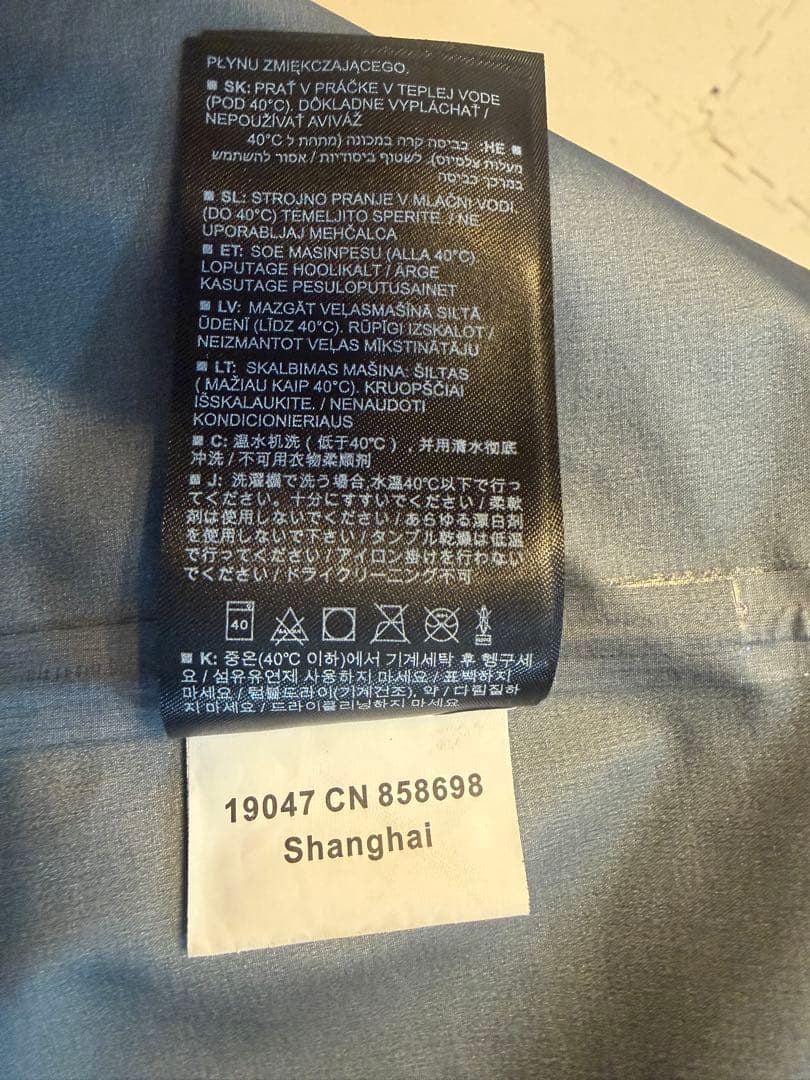 BURTON AK457 GUIDE JACKET 黒Lサイズ　22-23モデル