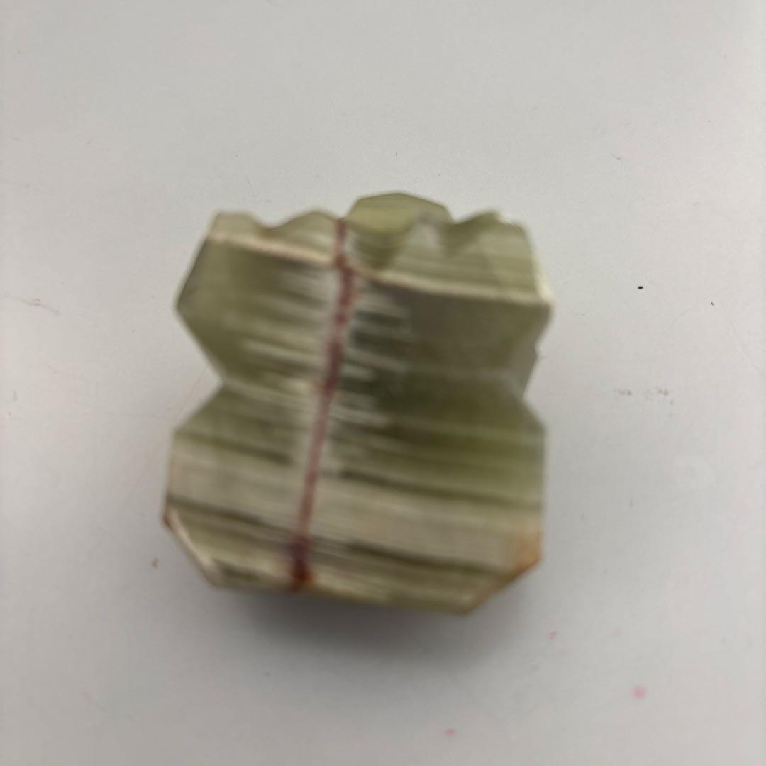 ストーン製カエル型置物