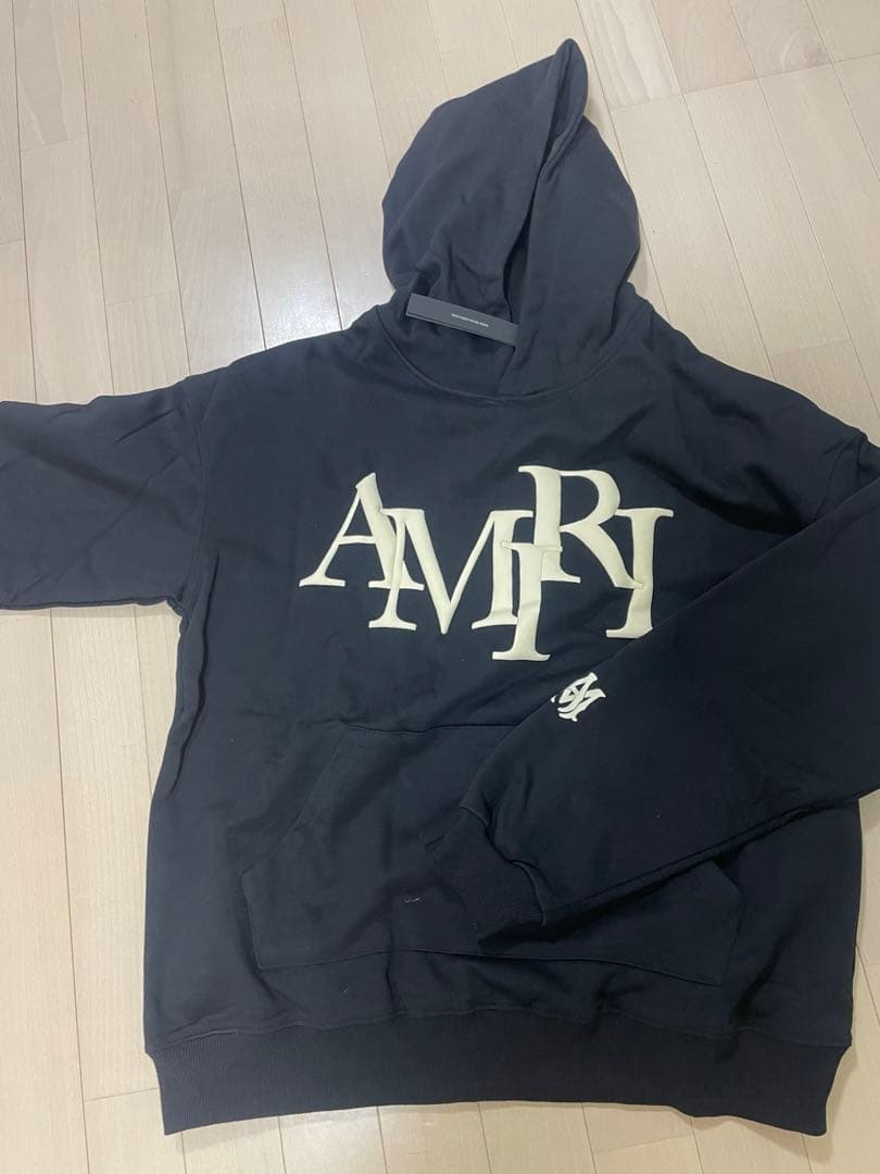 AMIRI フード付きパーカー 黒