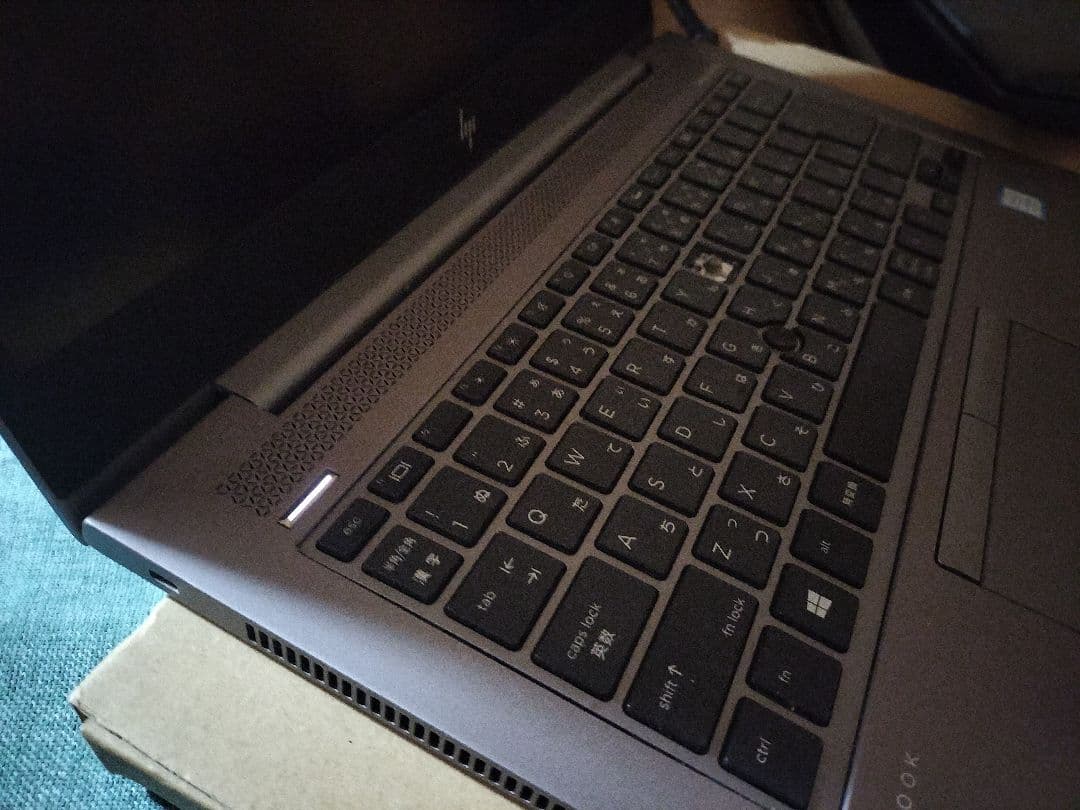 HP ZBook 15 G5 電源入るが起動不可 メモリ欠品 ジャンク