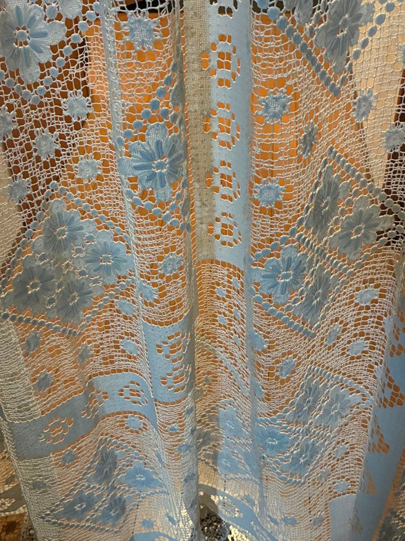 フランスで購入した豪華な大判のアンティーク・フィレレース160x195cm