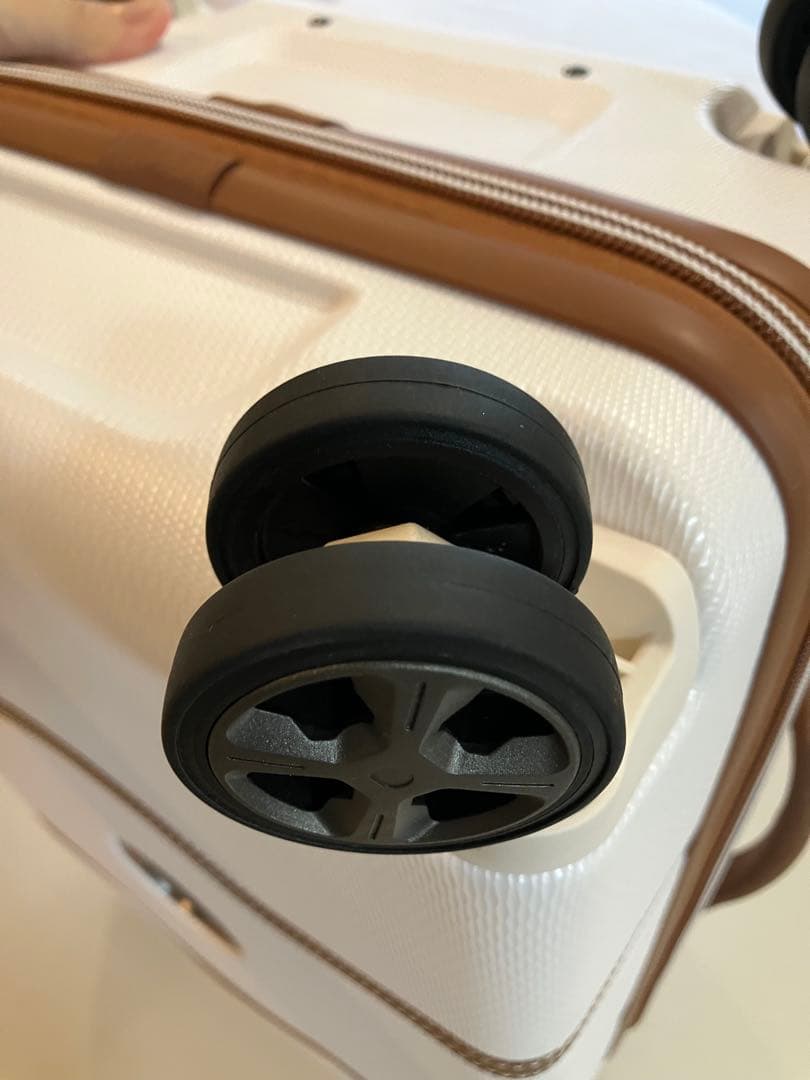 デルセー DELSEY スーツケース