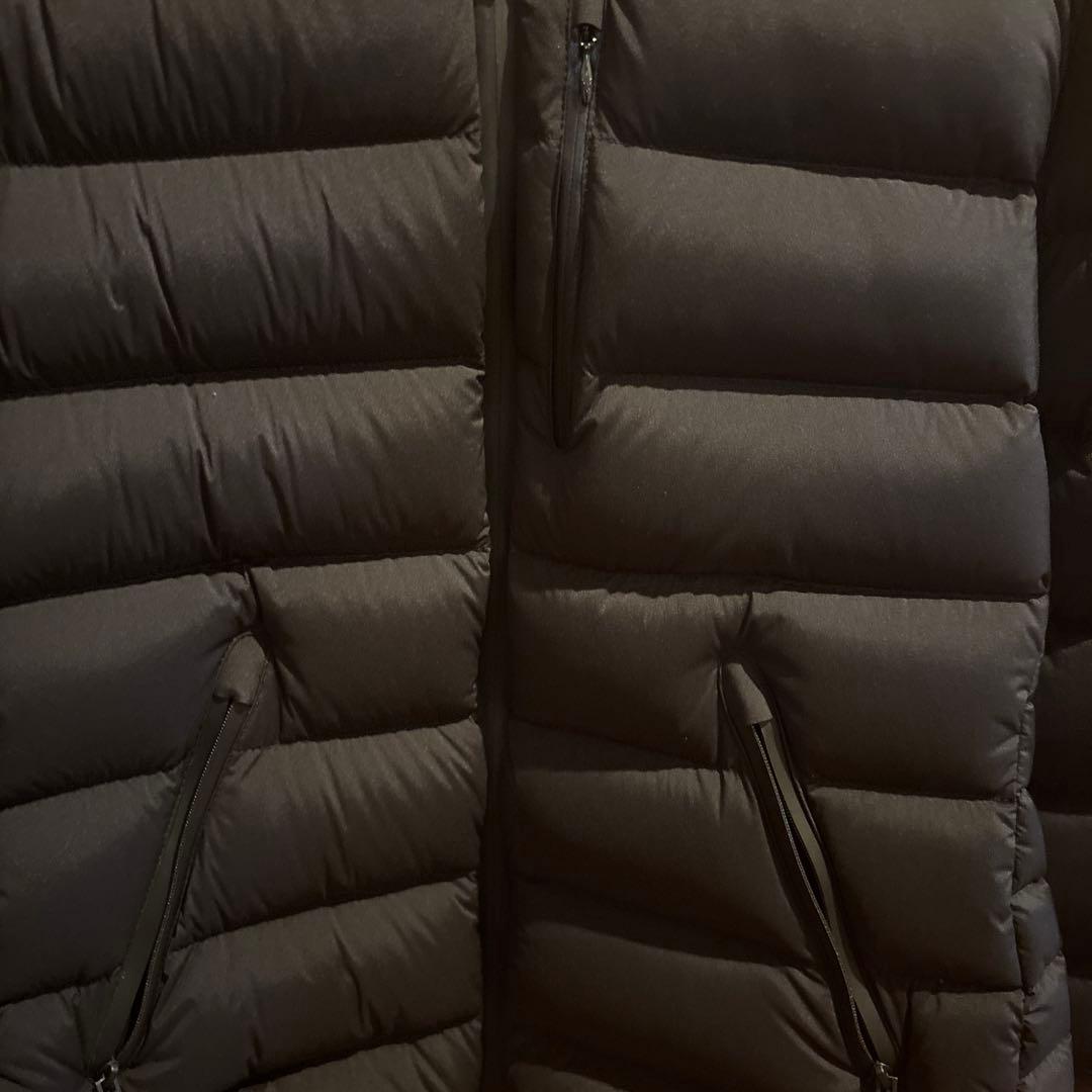 MONCLER ブラック ダウンジャケット レディース