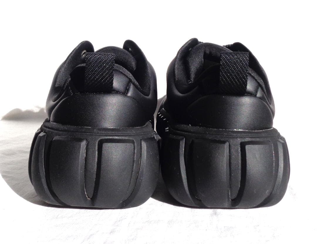 ONITSUKA TIGER DENTIGRE PUFF 25cm スニーカー