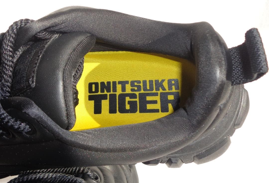ONITSUKA TIGER DENTIGRE PUFF 25cm スニーカー
