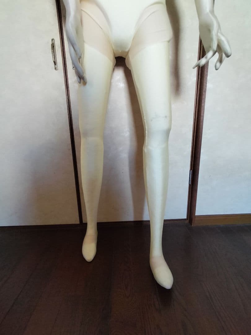フレキシブル関節マネキン　レディース中古