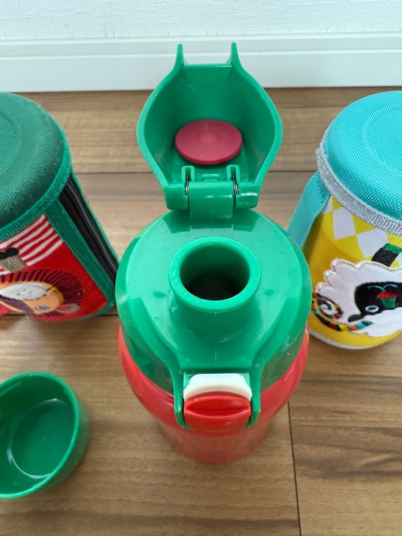 タイガー　コロボックル　水筒