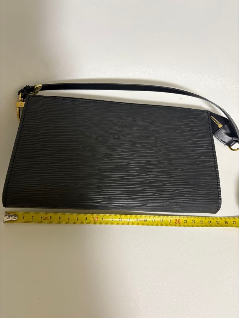 [美品] ルイ・ヴィトン　エピ　アクセサリー　ポーチ 黒