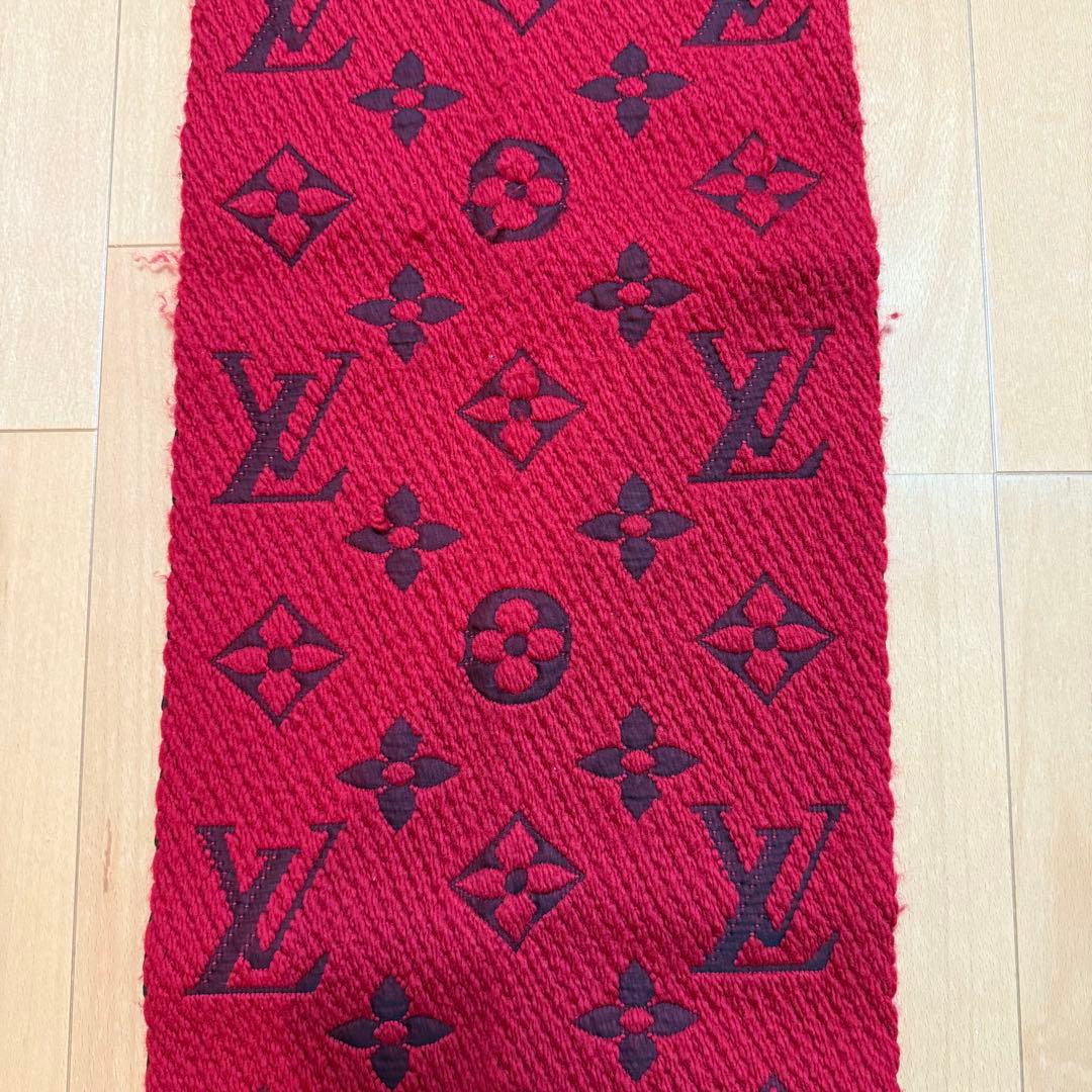 LOUIS VUITTON ルイヴィトン マフラー 赤 ロゴ