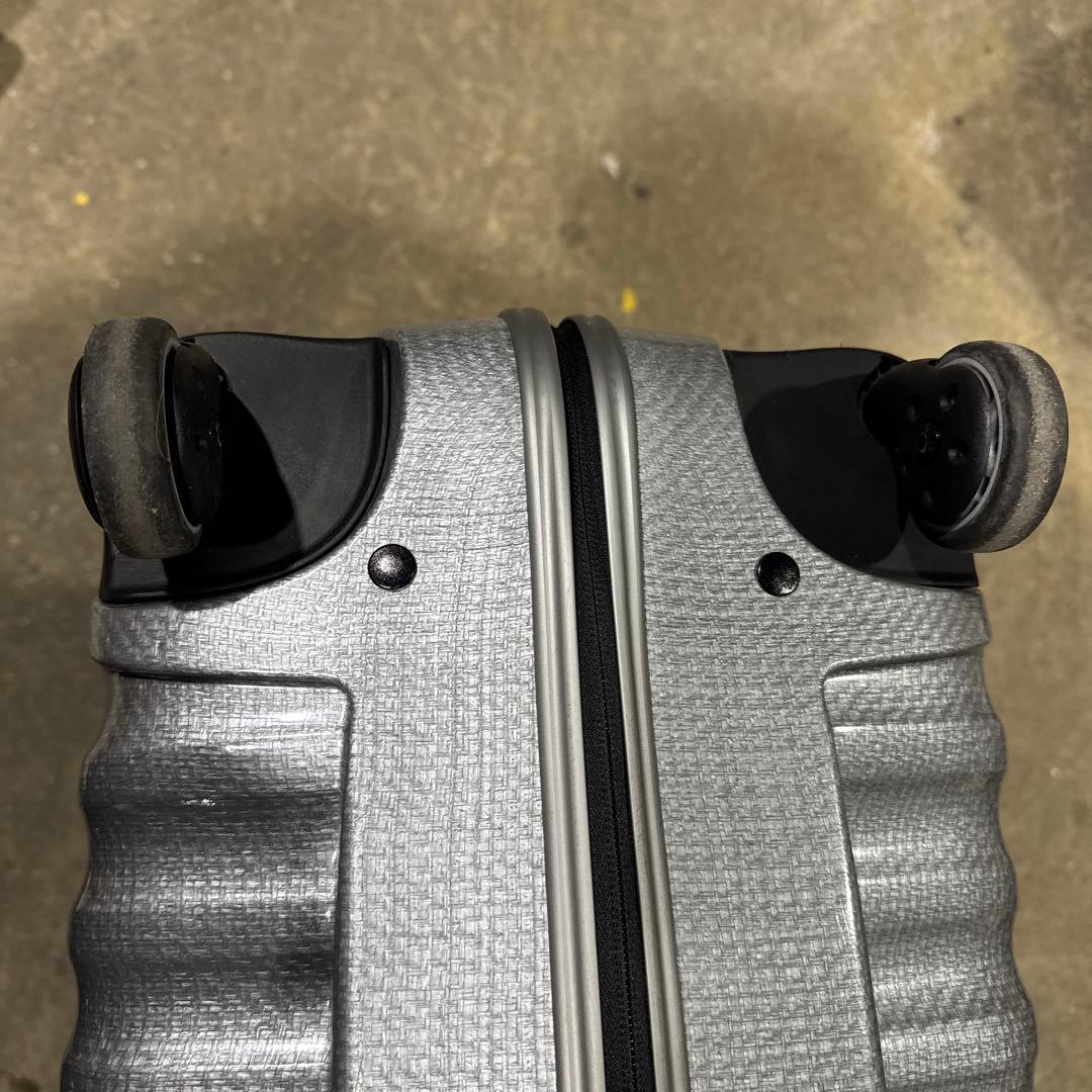 Samsonite シルバー キャリーケース　コスモライト