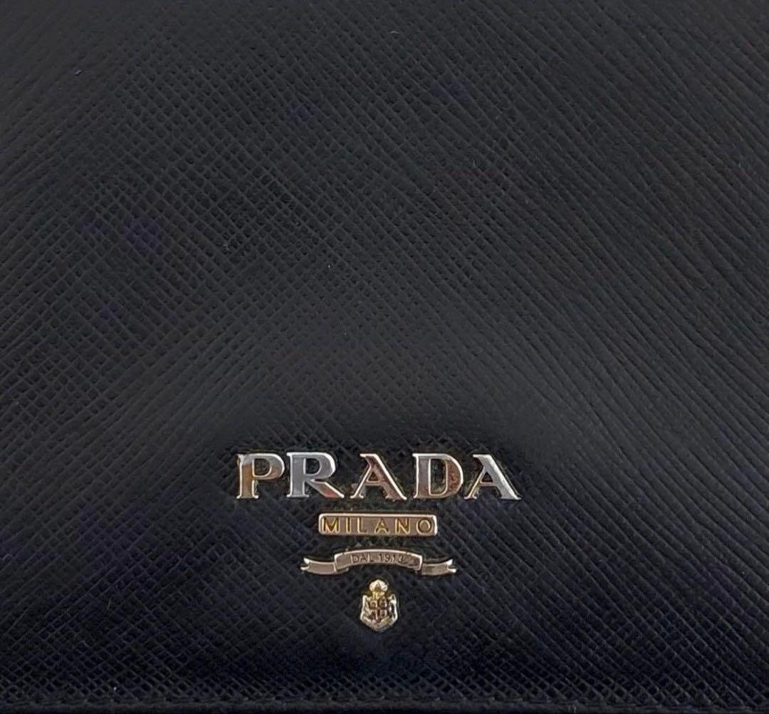 極美品✨PRADA プラダ 二つ折り財布 サフィアーノ ブラック 黒