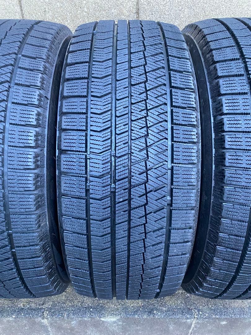 ①tto-shi！ブリヂストン 225/55R17 ブリザック VRX2