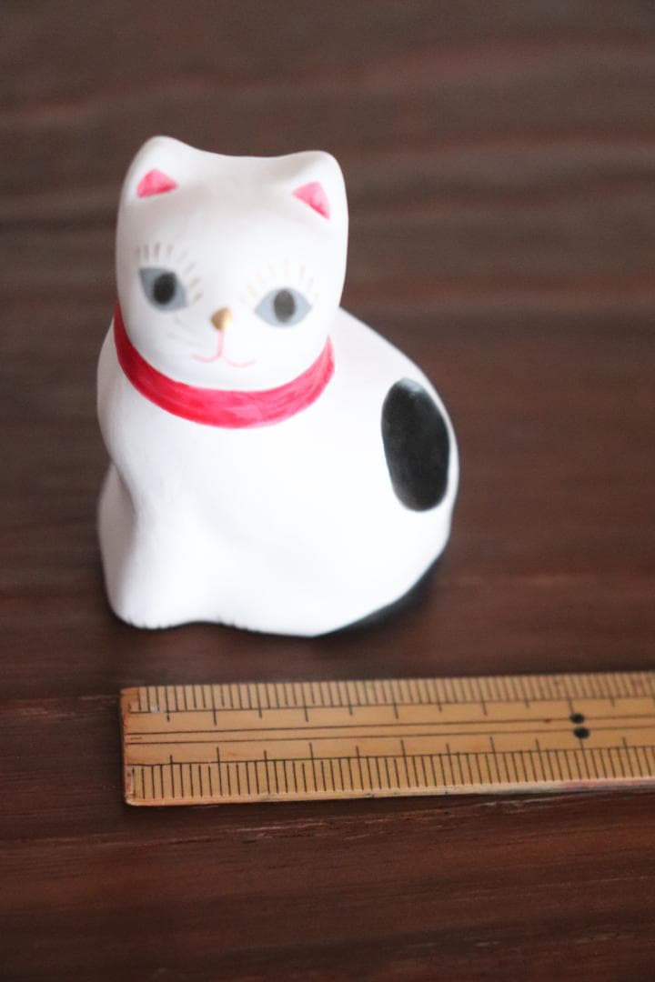 郷土玩具　相良人形　８代目　さがらりゅうま　端正な顔立ちの猫