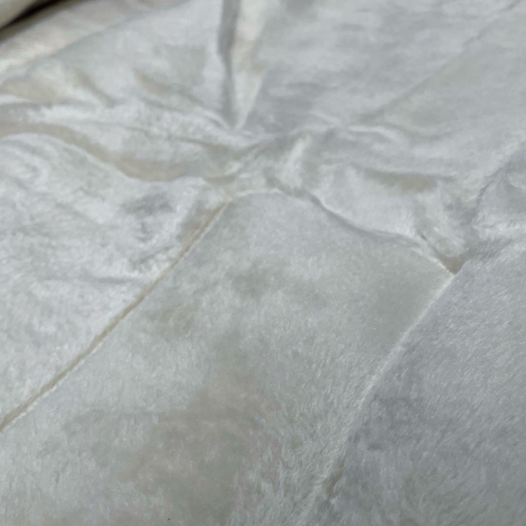 【新品】シルク毛布　シルク100%　ホワイト　ライトベージュ　グレー