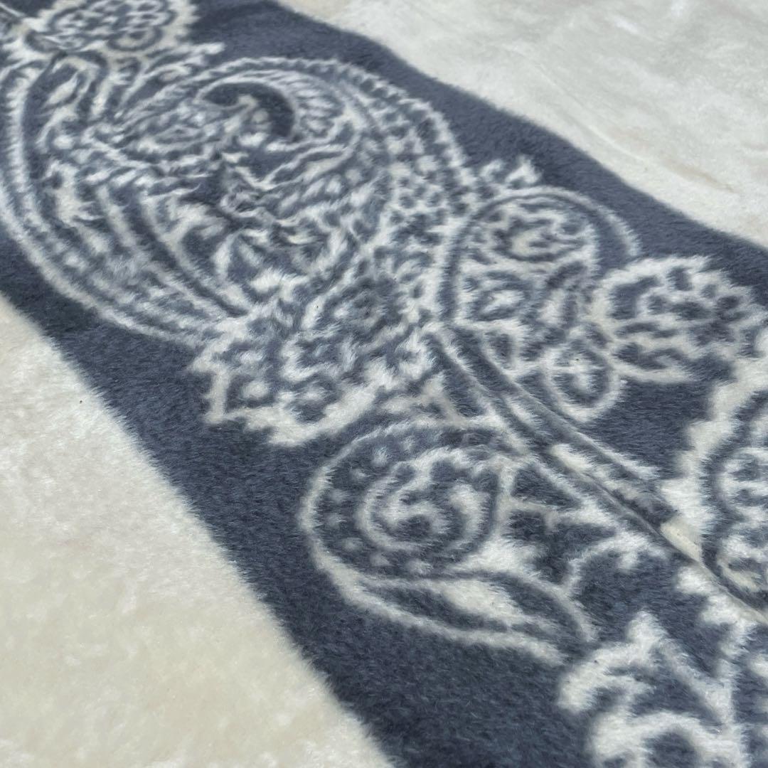 【新品】シルク毛布　シルク100%　ホワイト　ライトベージュ　グレー