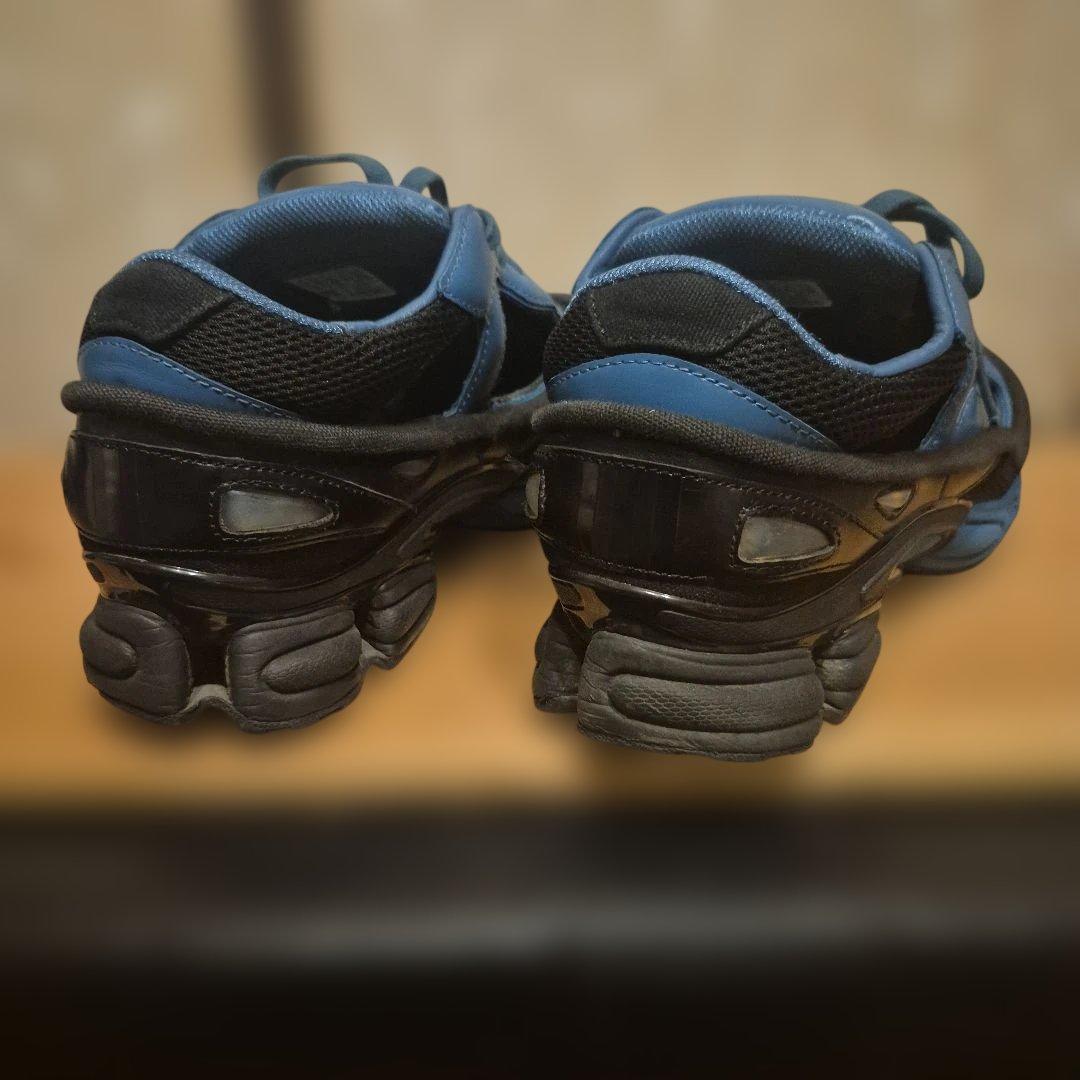 アディダス RAF SIMONS レプリカントオズウィーゴ