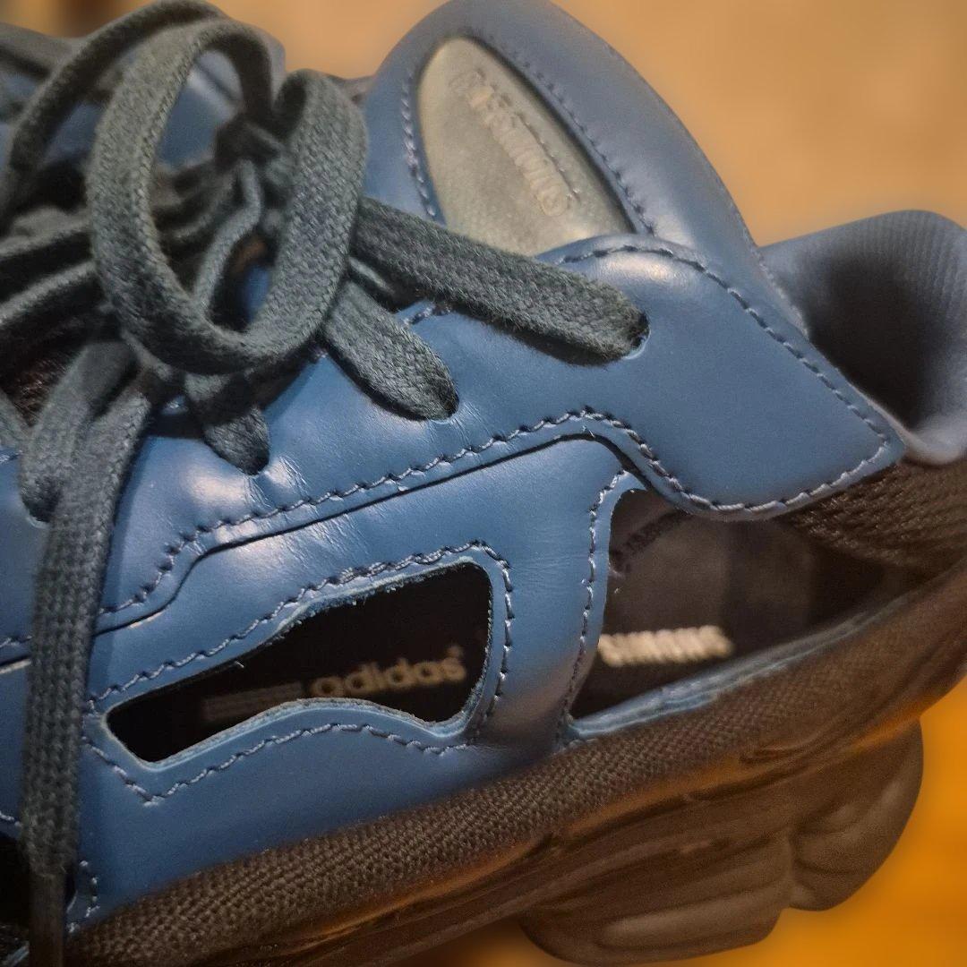 アディダス RAF SIMONS レプリカントオズウィーゴ