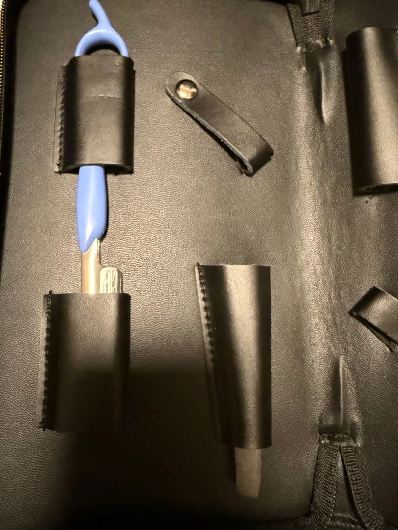 散髪用シザーセット 黒色ケース付き