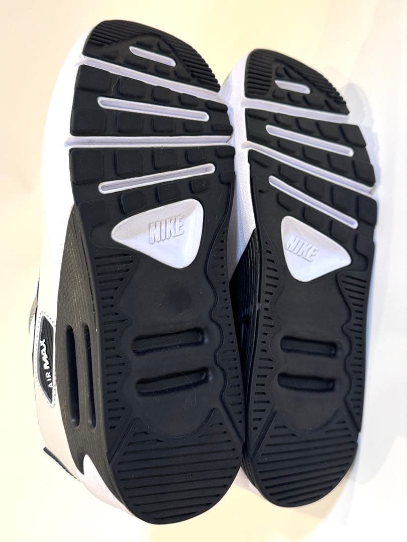 24cm 美品 NIKE AIR MAX LV8 エアマックス 厚底